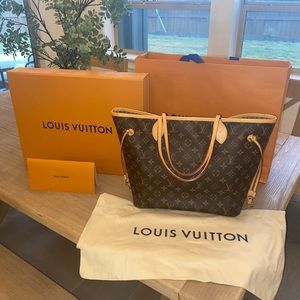 Louis Vuitton Neverfull MM with original bag, box, and dust bag!